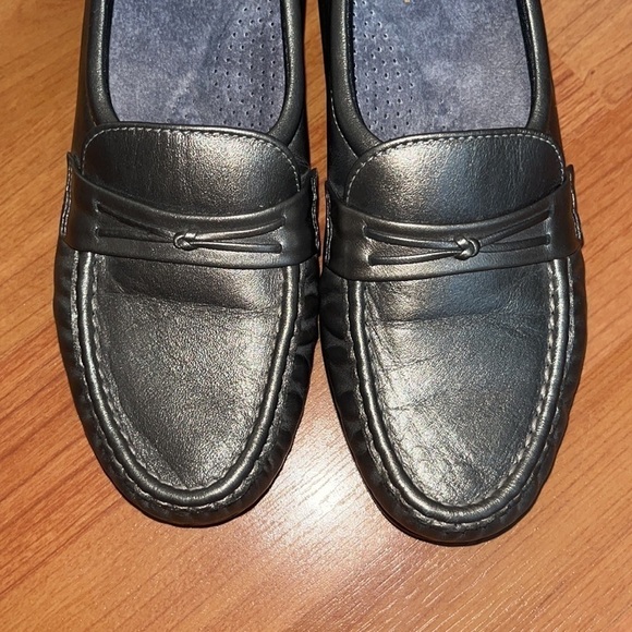 SAS women’s pewter leather loafer Size 6.5 - Picture 3 of 7
